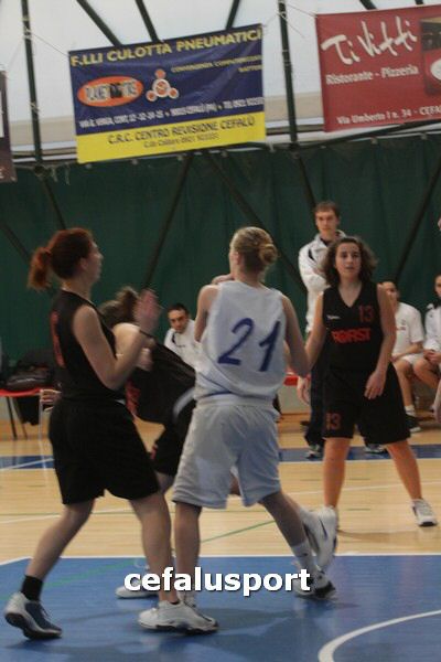 120218 basket 362_tn.jpg